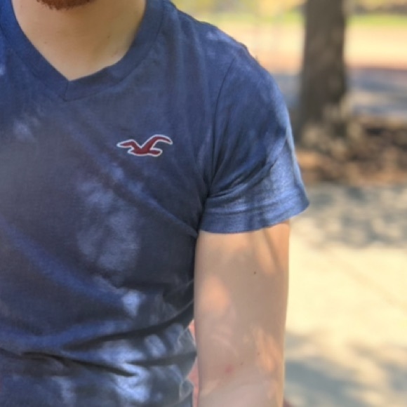 HOLLISTER MEN V NECK T SHIRT NAVY BLUE SEAGULL LOGO EMBROIDERED RED WHITE ACTIVE - Picture 8 of 16